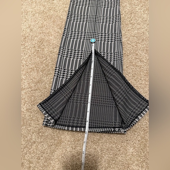 Alo Jacquard High-Waist Glenplaid Flutter Legging - Picture 15 of 16